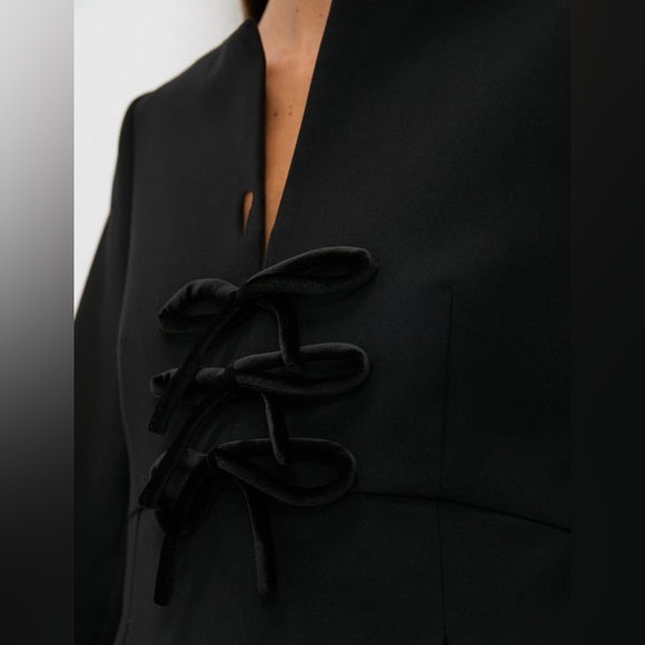 Tuckernuck Black Crepe Blair Bow Coat Dress Large - Picture 3 of 14